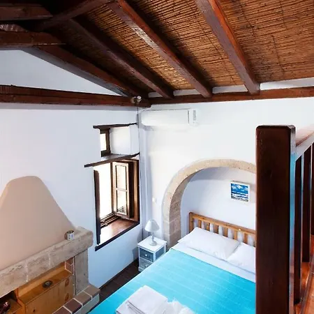 Ypatia Cozy Castle Suite Apartment With Loft Monemvasía Exterior foto