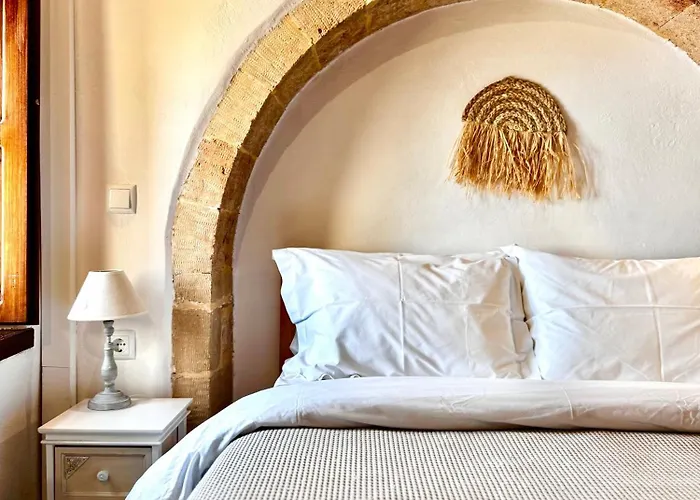 Ypatia Cozy Castle Suite Apartment With Loft