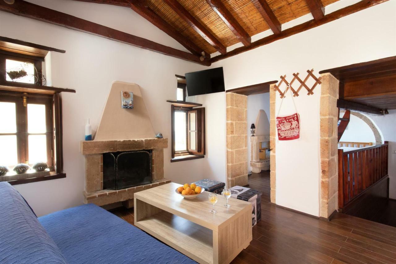 Ypatia Cozy Castle With Loft *